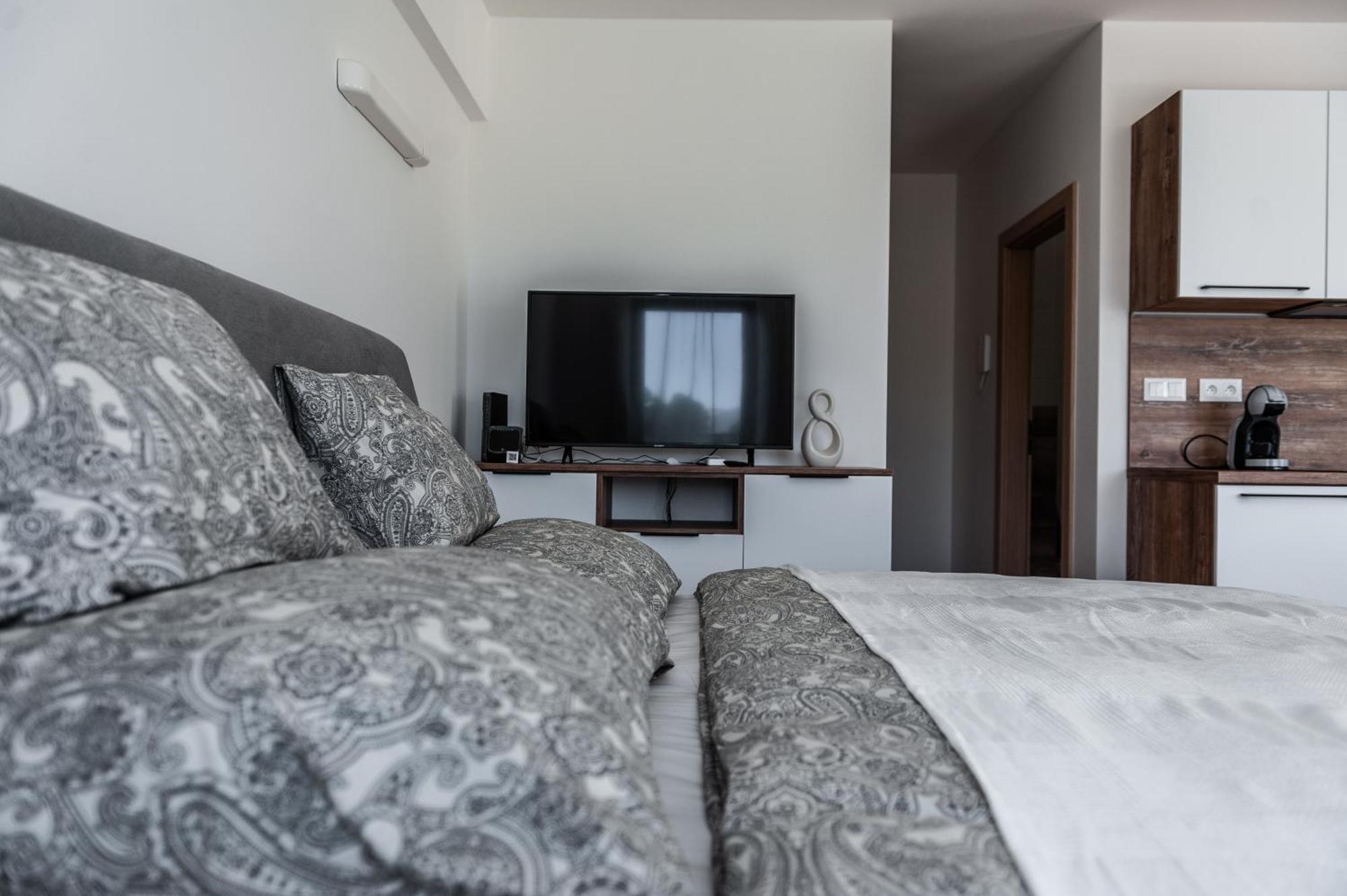 Apartmany Besen Bešeňová Zewnętrze zdjęcie
