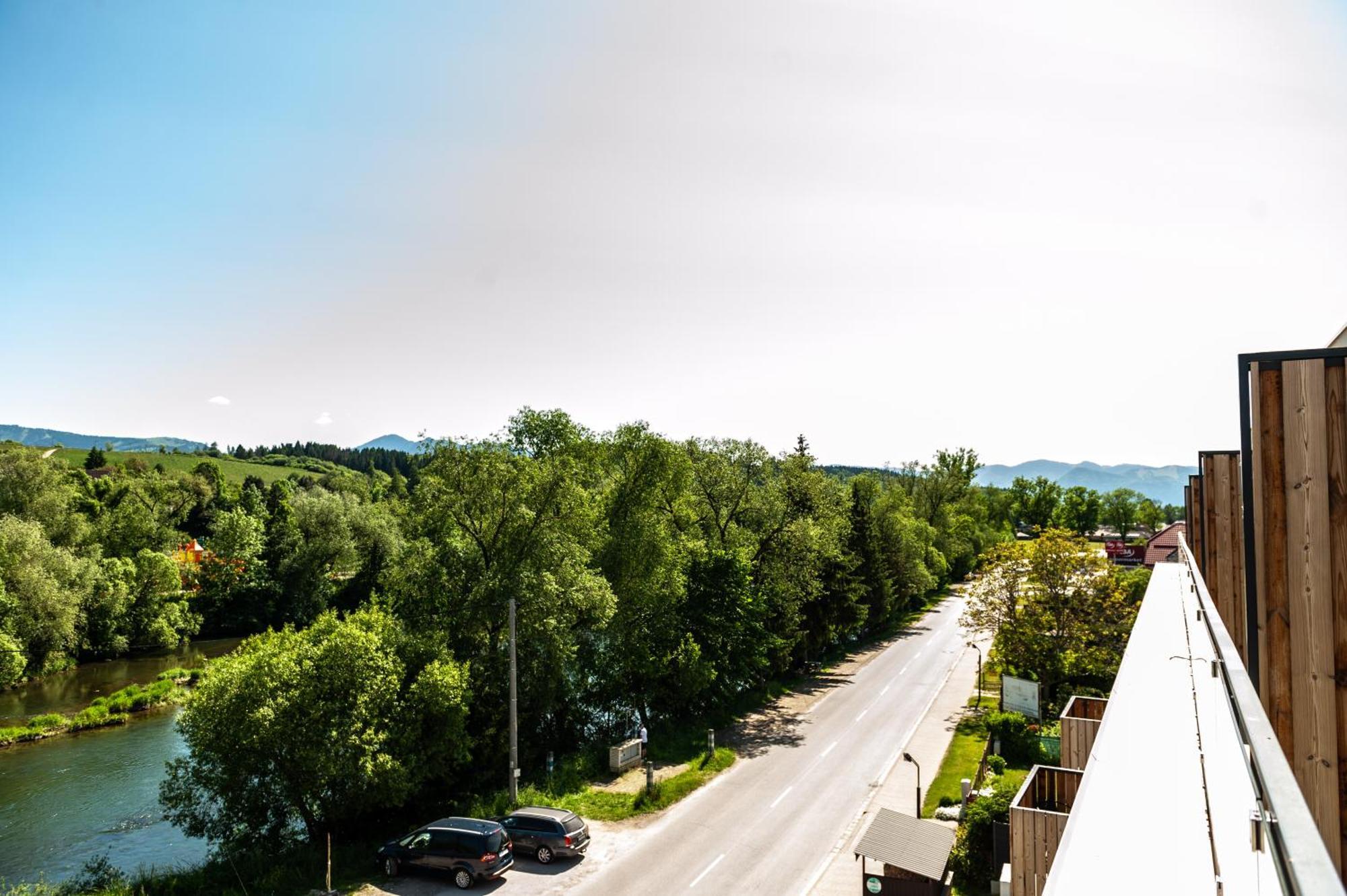 Apartmany Besen Bešeňová Zewnętrze zdjęcie